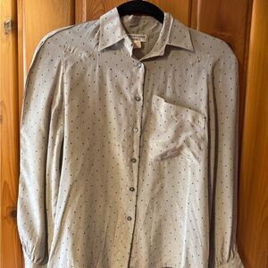 Vintage 💯 100% Silk Button-Up Polka Dot blouse